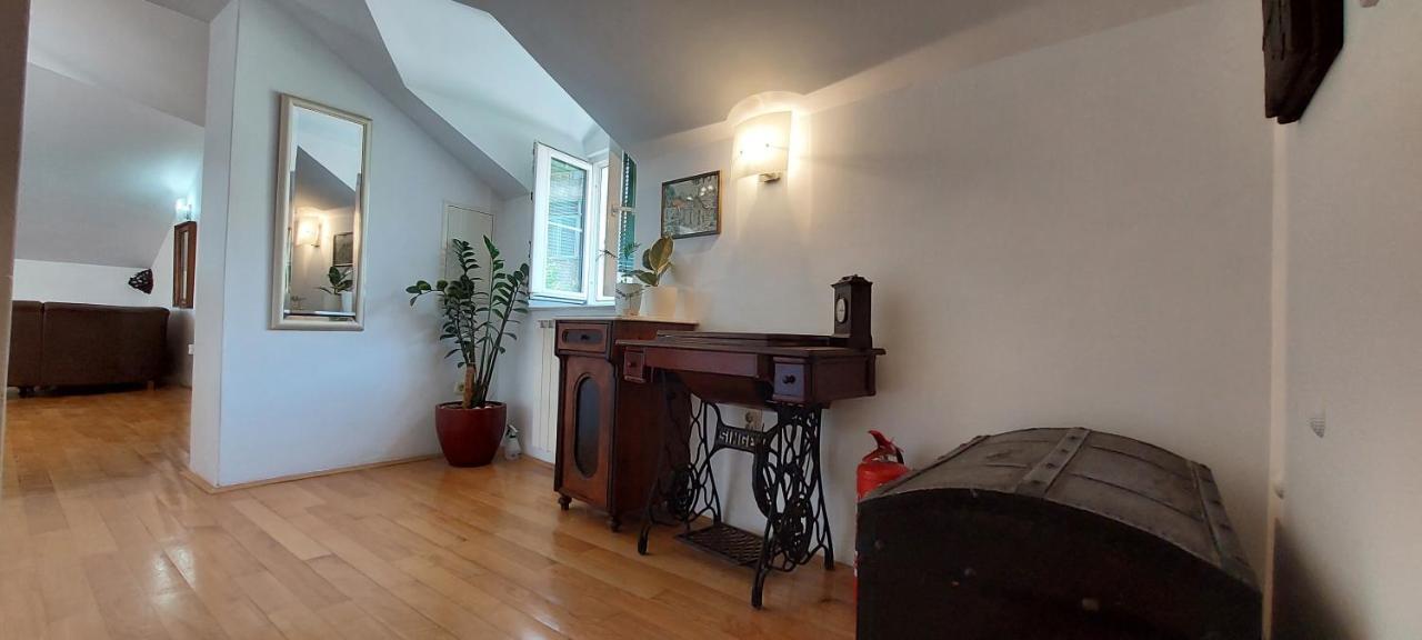 Apartment Sunce Каштела Экстерьер фото
