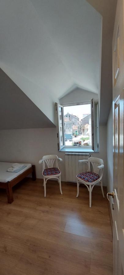 Apartment Sunce Каштела Экстерьер фото