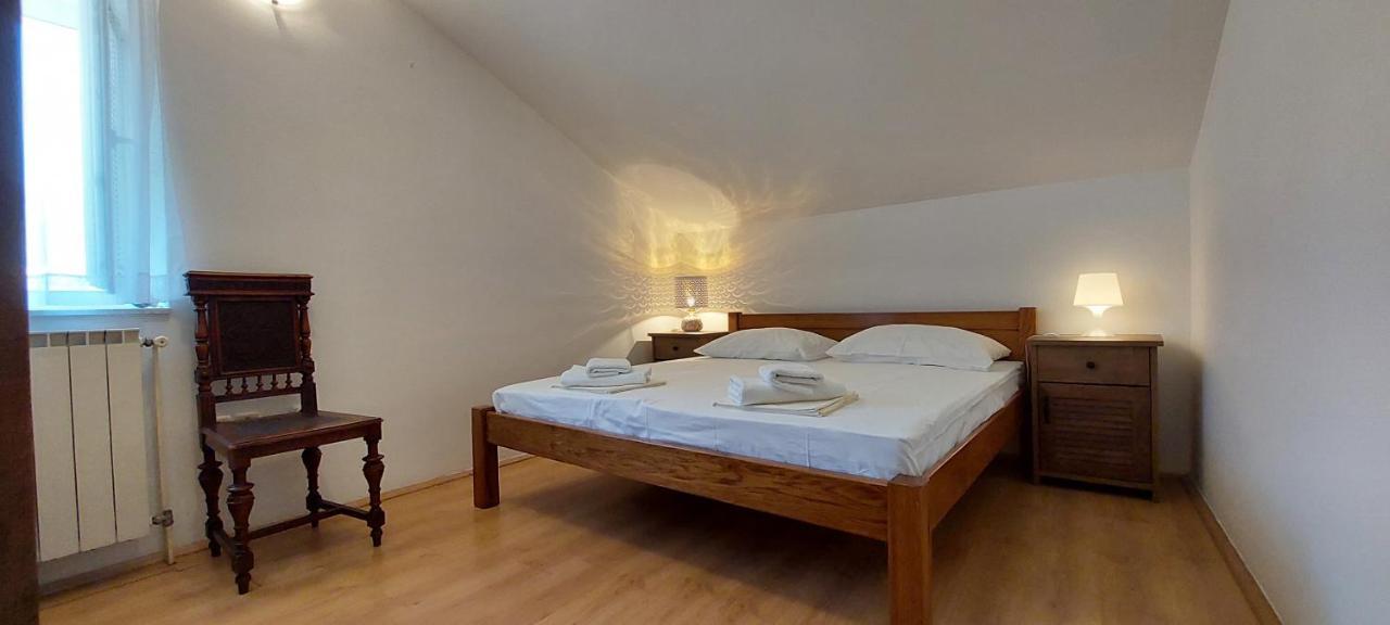 Apartment Sunce Каштела Экстерьер фото